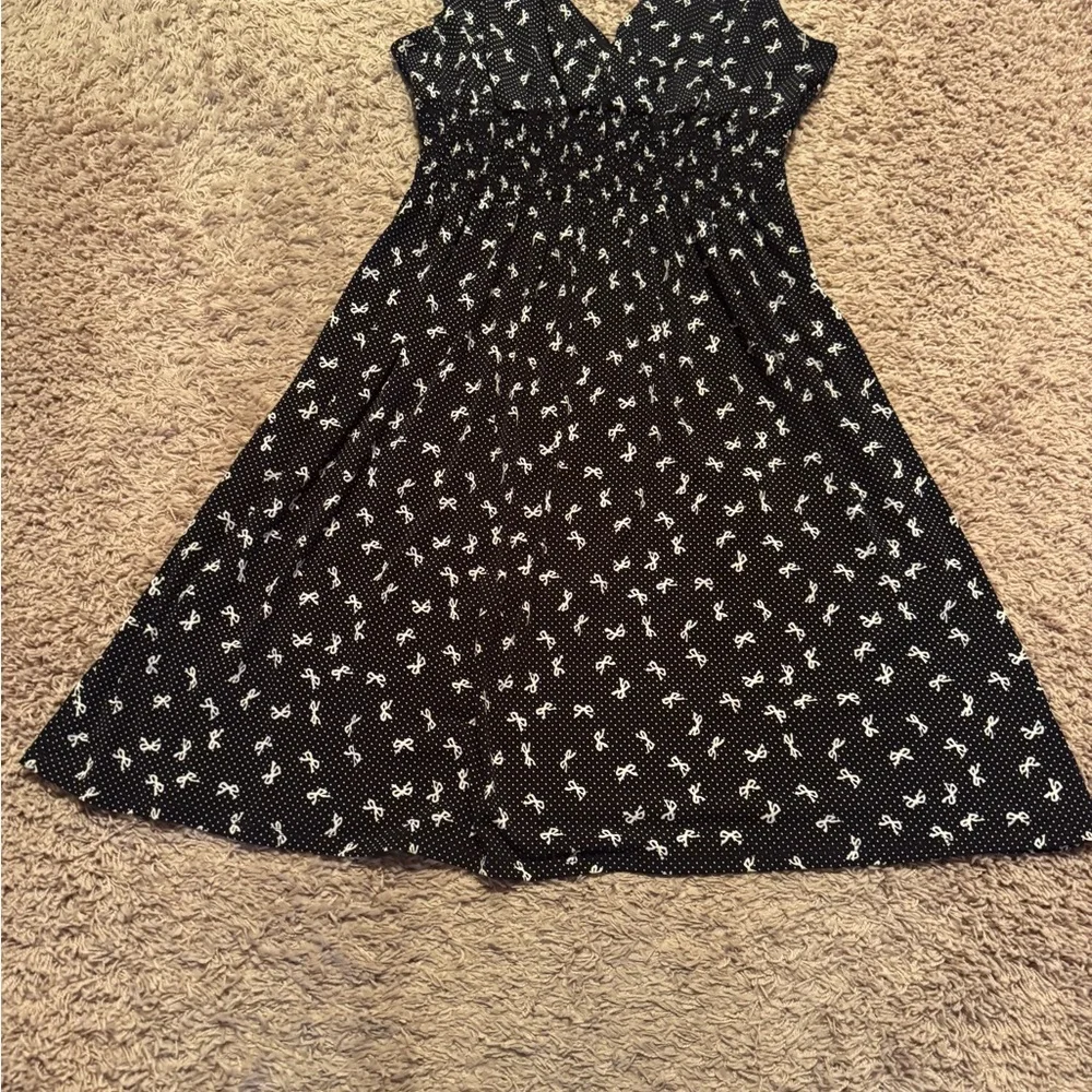 Maurices Sz XL Black and White Bow Patterned Midi Dress w/ elastic waist - Picture 5 of 7